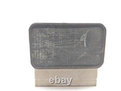 Filtrate Running In Compound Tin Empty Advertising