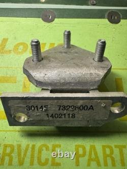 LOTUS CORTINA MK2 Pair Of Door Hinges 1 Painted 1 Unpainted 3014E 7322800A NOS