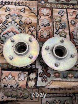 Lotus cortina Mk2 also possibly fit mk1 + mk2 escorts and capri Front Hubs