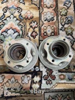 Lotus cortina Mk2 also possibly fit mk1 + mk2 escorts and capri Front Hubs