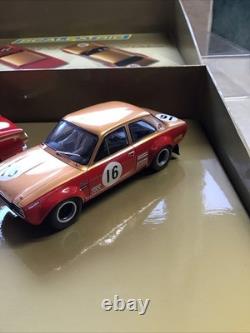 Scalextric C2981A Alan Mann Racing Lotus Cortina MK1 Ford Escort MK1 860/3000